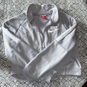 CROPPED NIKE JACKET